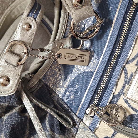 Coach Poppy Denim Patchwork Hobo - Picture 8 of 14